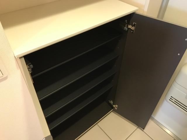 上池台ベルズの玄関|シューズBOX