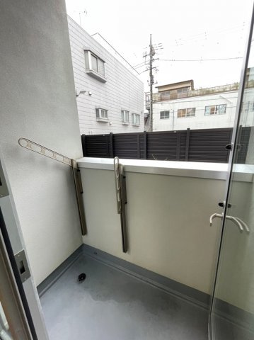 SKY HOUSEのバルコニー|暖かな日差しのふりそそぐバルコニー