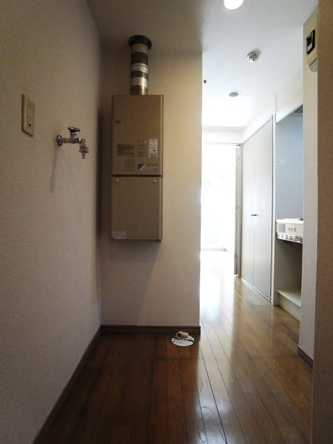 ドルチェ新宿の設備|室内洗濯機置場