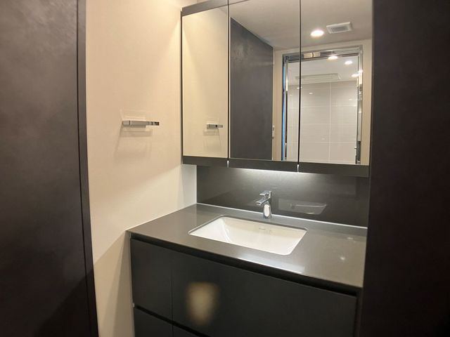 プラウドタワー渋谷の洗面所|※写真は同タイプ住戸です。