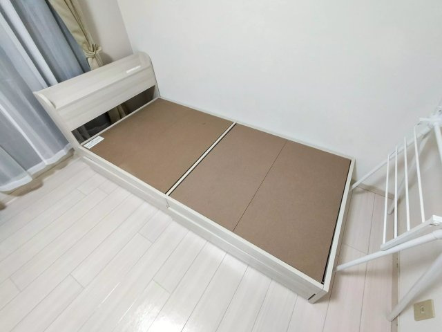 AP339 ES弁天町 302の洋室|




