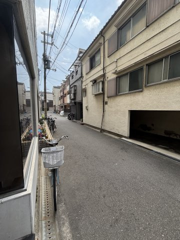 大正三井マンションの駐車場
