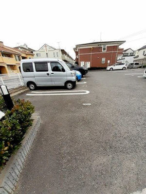 【駐車場】 | ルナ　パレス　Ｂ | 駐車場完備です