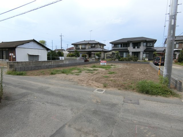 売地　伊勢崎市茂呂町二丁目