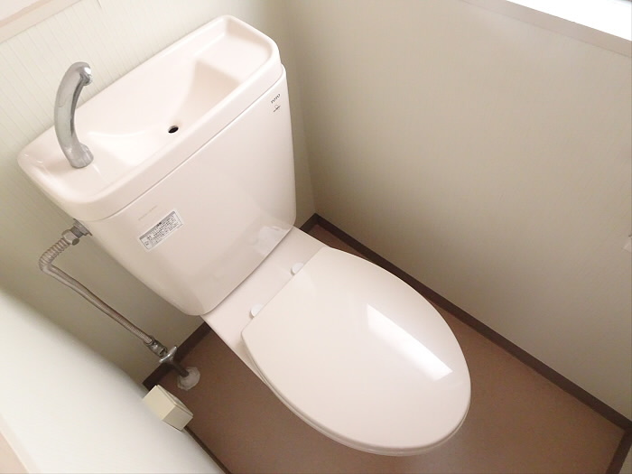 東ビルのトイレ|シンプルで使いやすいトイレです
