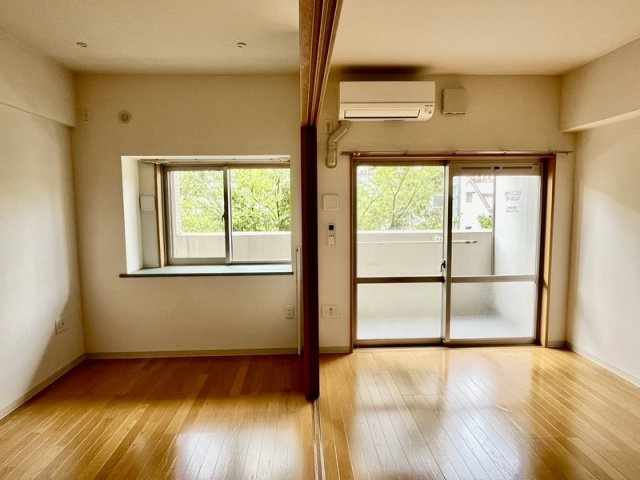 【居間・リビング】 | 仲介手数料割引！HPに初期費用掲載！アスピーテ渡辺通