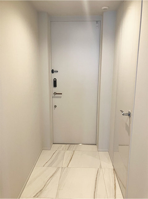 三田ガーデンヒルズ　ウエストヒルの玄関|※写真は同タイプ住戸です。