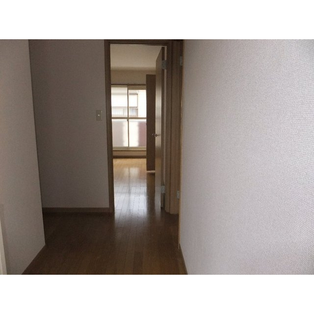 シャトル金山のその他|廊下