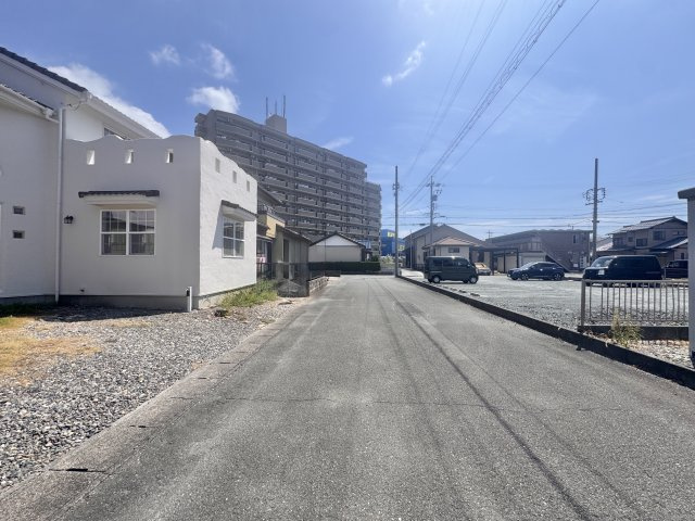 中央区 上島町の前面道路含む現地写真|物件前の道路になります。交通量は少ない道路になります。