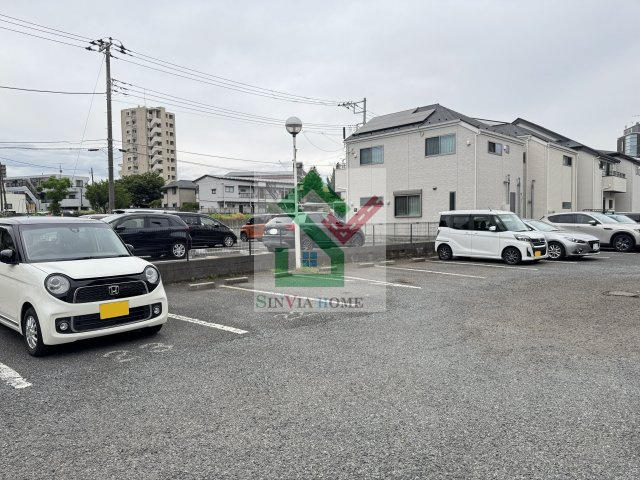 東久マンションの駐車場