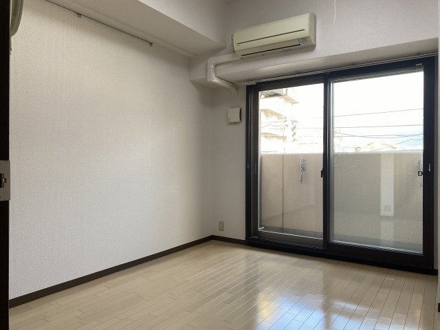 アイスビルの居間・リビング