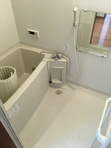 アルベージュの浴室|きれいなお風呂です