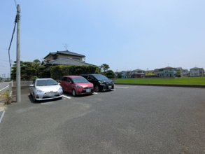 【駐車場】