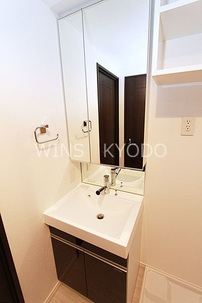 世田谷区成城３丁目の賃貸マンションの洗面所