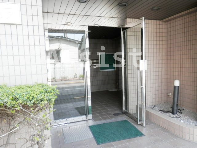 アーバンコート田村のエントランス