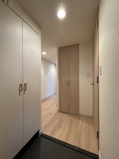 【玄関】プレサンス丸の内雅風