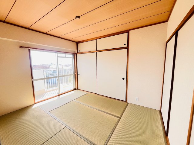 朝霧パークホームズの和室