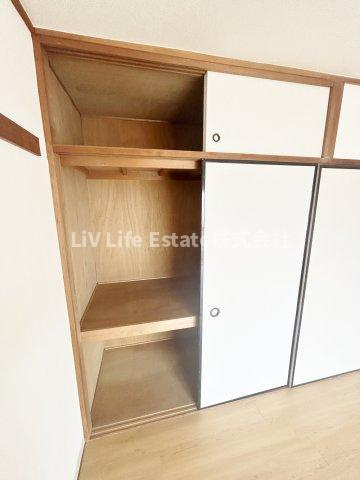 小平市学園西町１丁目の賃貸マンションの収納