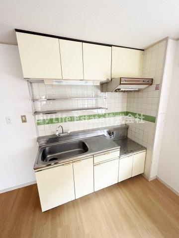 小平市学園西町１丁目の賃貸マンションのキッチン