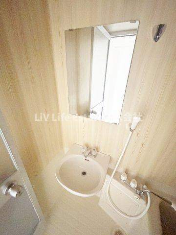 小平市学園西町１丁目の賃貸マンションの洗面所