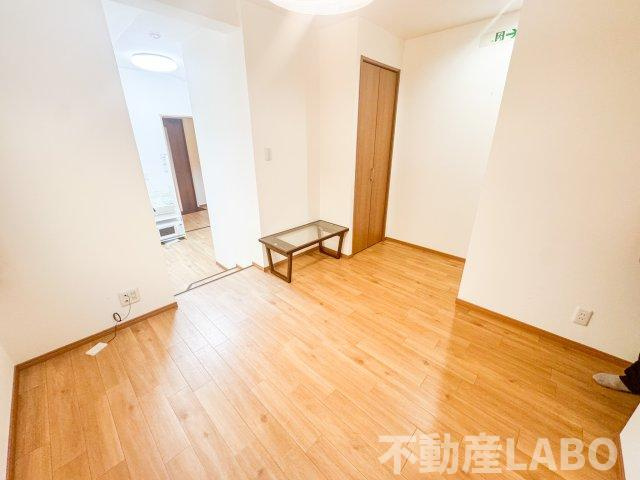 王子町３丁目戸建ての居間・リビング