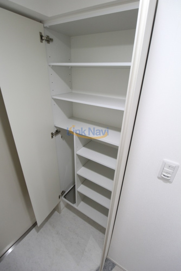【内装】 | Y&Rino Residence