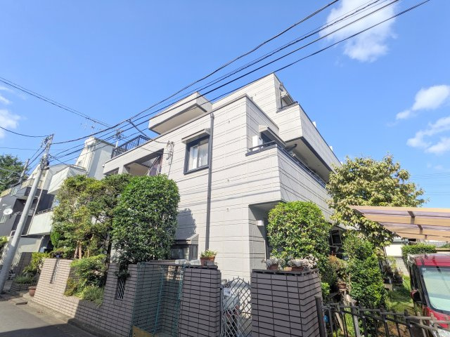 ガーデンヒルズの外観