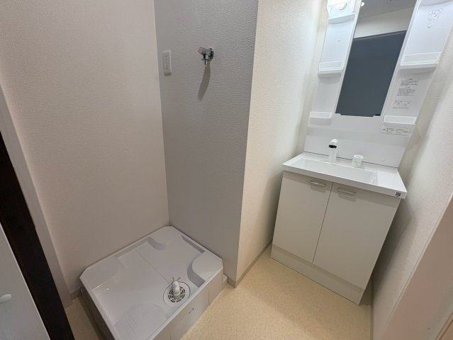 GoodLife　小阪本町の洗面所