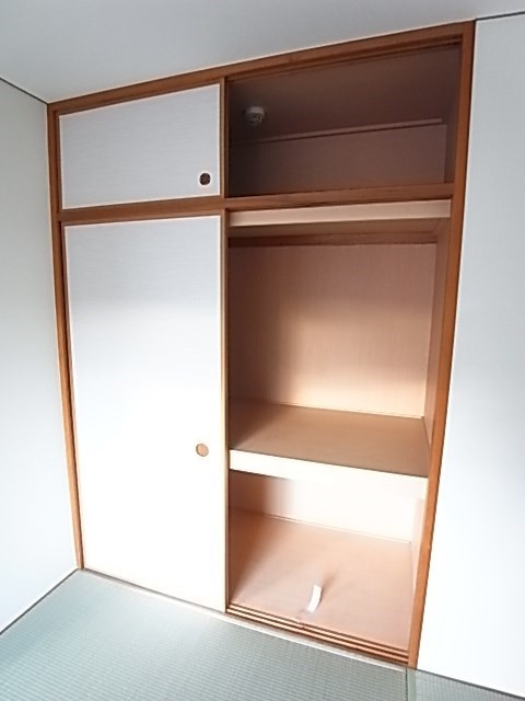 コート宮北の収納