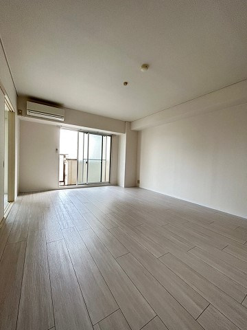 フロントリバー東難波の居間・リビング