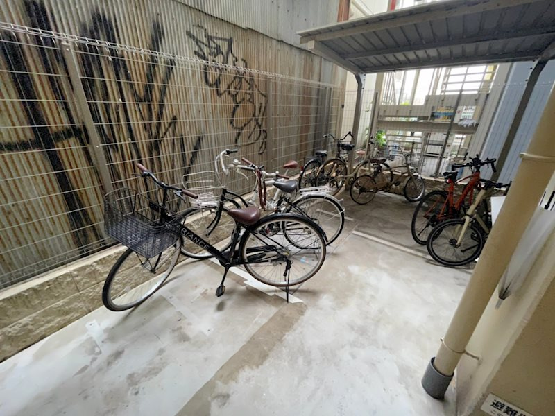 アモーレ本町ウエストの外観