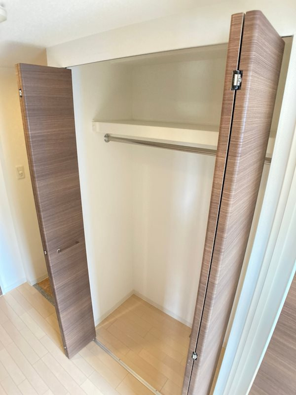 大阪市中央区高津２丁目の賃貸マンションの収納