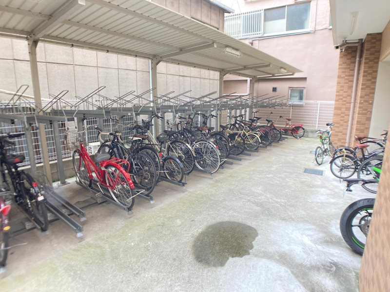 大阪市中央区高津２丁目の賃貸マンションの外観