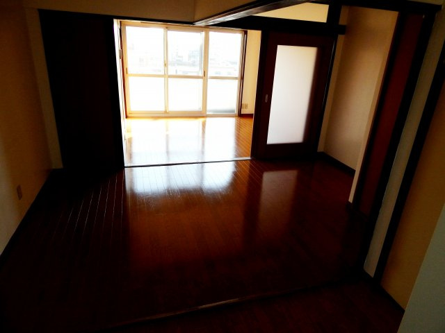 都立大マンションの寝室