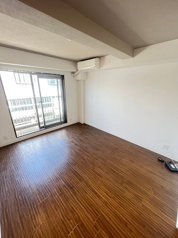 G-プロスペリテ塚口の居間・リビング