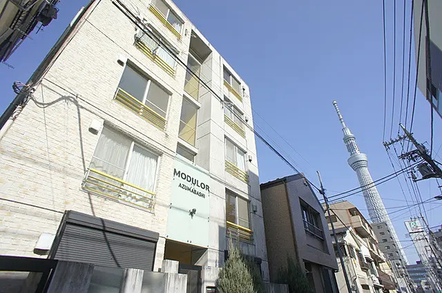 モデュロールアヅマバシの外観