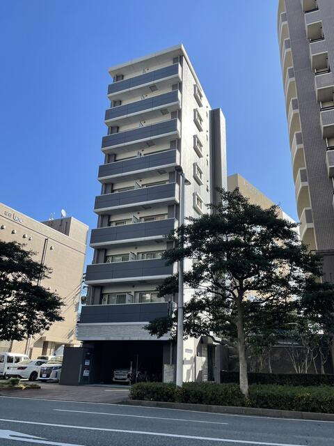 YGM九大病院前の外観