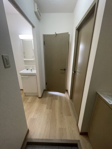 堀切スカイハイツの玄関
