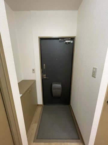 堀切スカイハイツの玄関