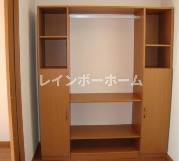 リバパレスおおたかの森の収納|こまごまとしたものを収納できそうですね