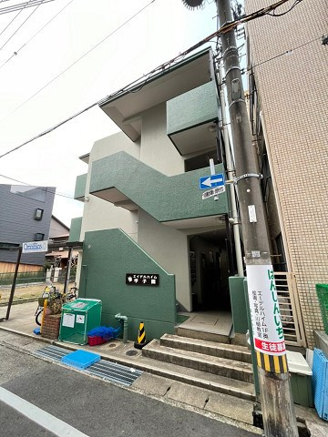 エイデルハイム甲子園の外観