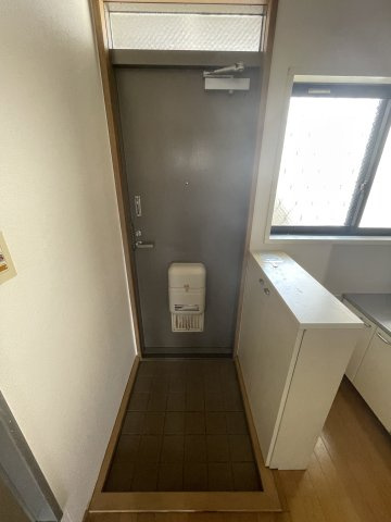 タウンハイム須磨南の玄関
