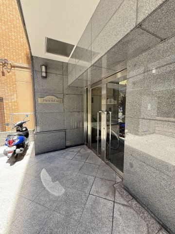 FUKUE BLD 松ヶ枝町のエントランス
