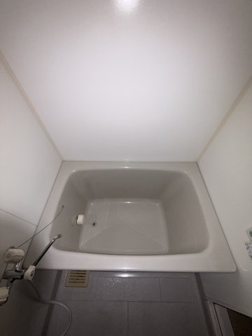 FUKUE BLD 松ヶ枝町の浴室