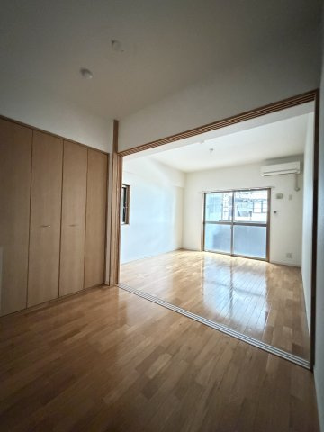 FUKUE BLD 松ヶ枝町の寝室