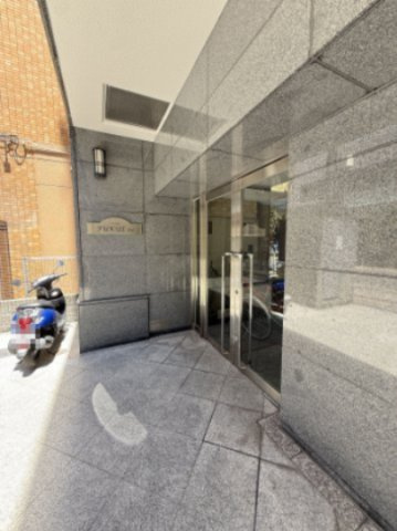 FUKUE BLD 松ヶ枝町のエントランス
