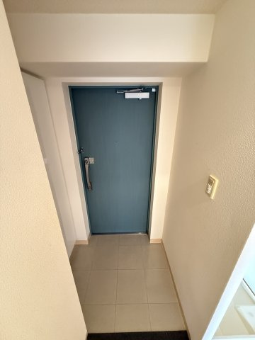 エスリード北浜の玄関