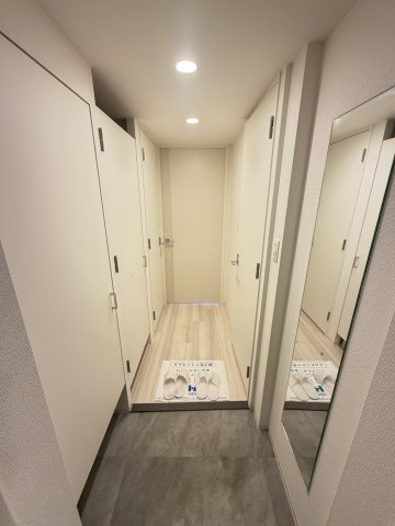 セレニテ神戸ミラクの玄関