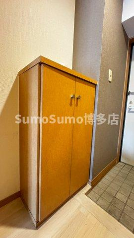 クロスステージ博多駅前の収納
