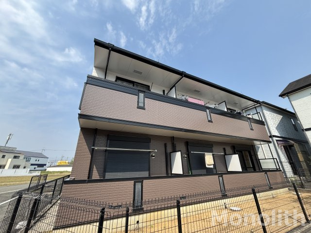 シェアー・イースト